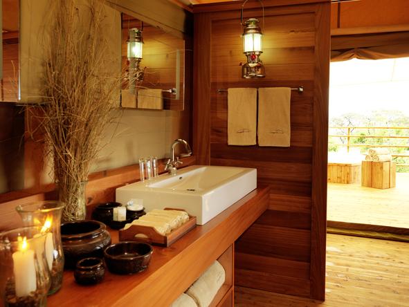 Serengeti Bushtops Luxury Tented Camp - bathroom